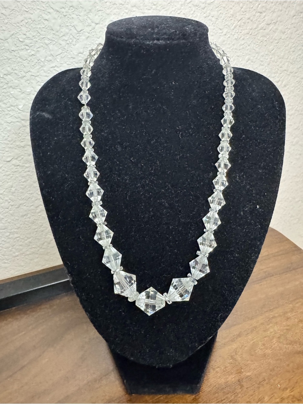 Clear Crystal Faceted Necklace for Women